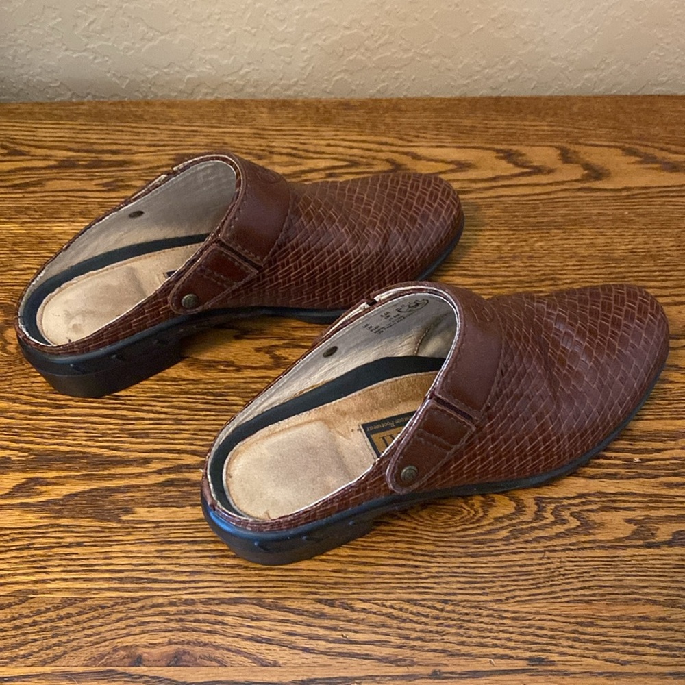 Ariat Women's Brown Woven Shoes - Picture 4 of 7